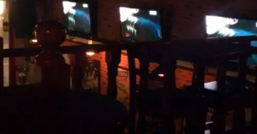 BEER HOUSE KARAOKE BEER HOUSE KARAOKE